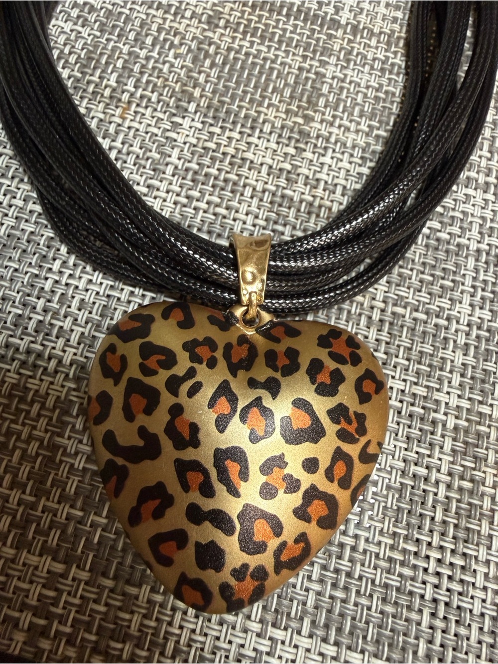 NWT Gardenia Leopard Print 🖤Heart💛Pendant Multi-Strand Statement Necklace